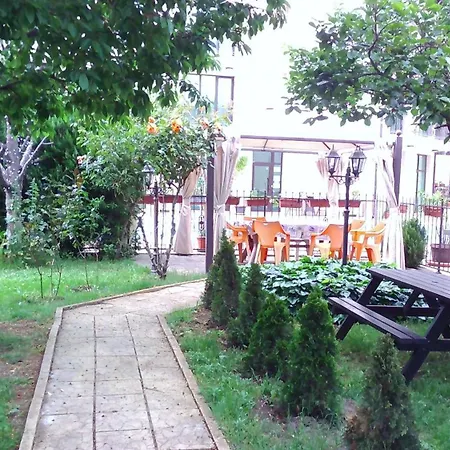 2 In Sunny * Slantchev Briag